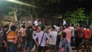 শান্ত শান্তিনিকেতন উত্তপ্ত করে তুললো SFI ও ABVP