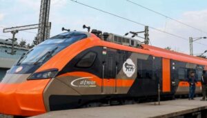 লাইনচ্যুত ‘বন্দেভারতের’ একটি কামরা – হতাহতের কোনো খবর নেই